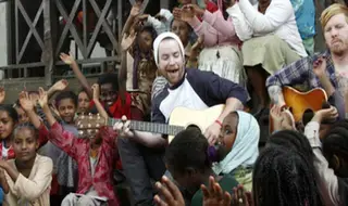 American Idol’s David Cook Helps Brighten the Future for…