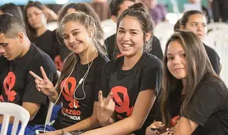 In Paraguay, urging young people to end dating violence